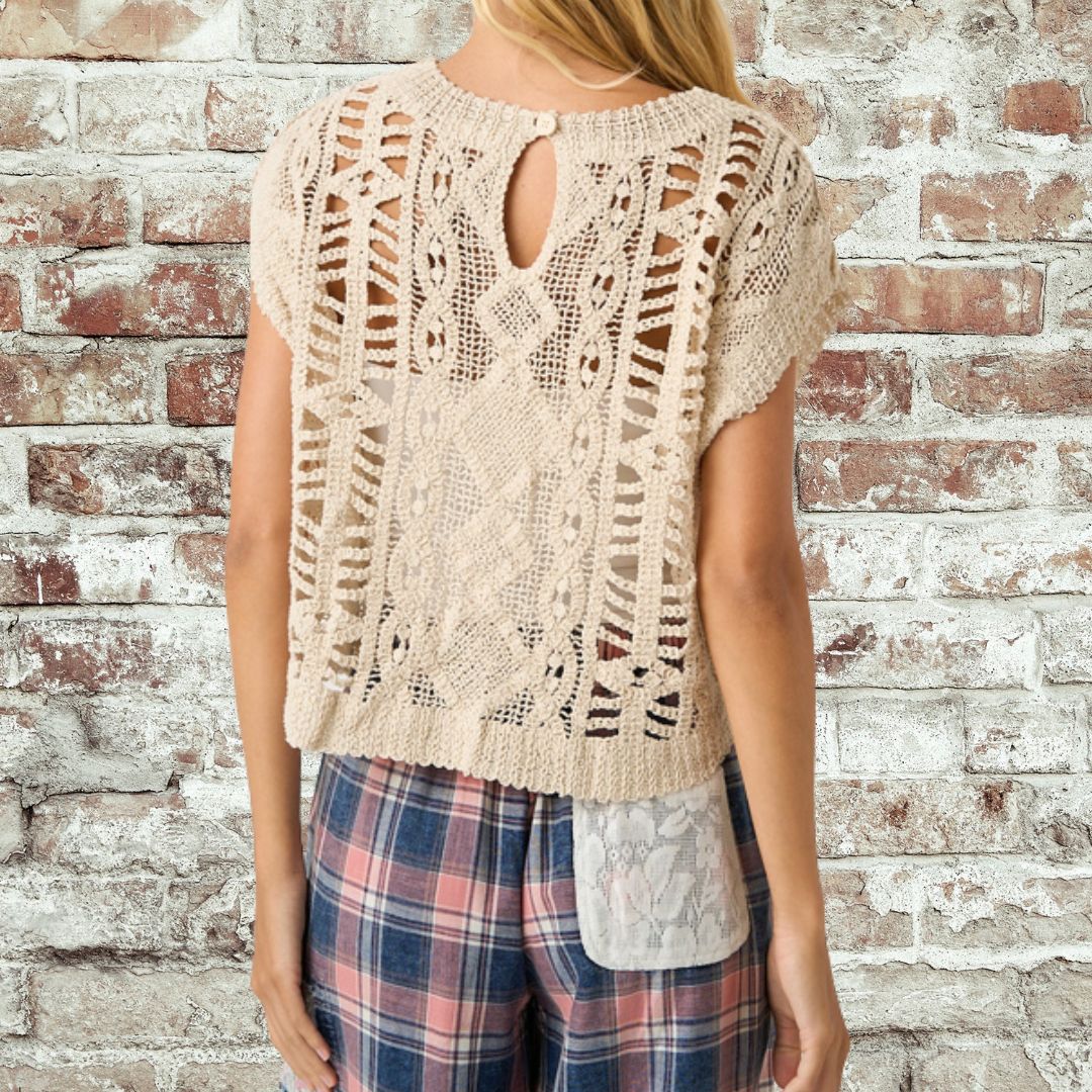 Natural Keyhole Top