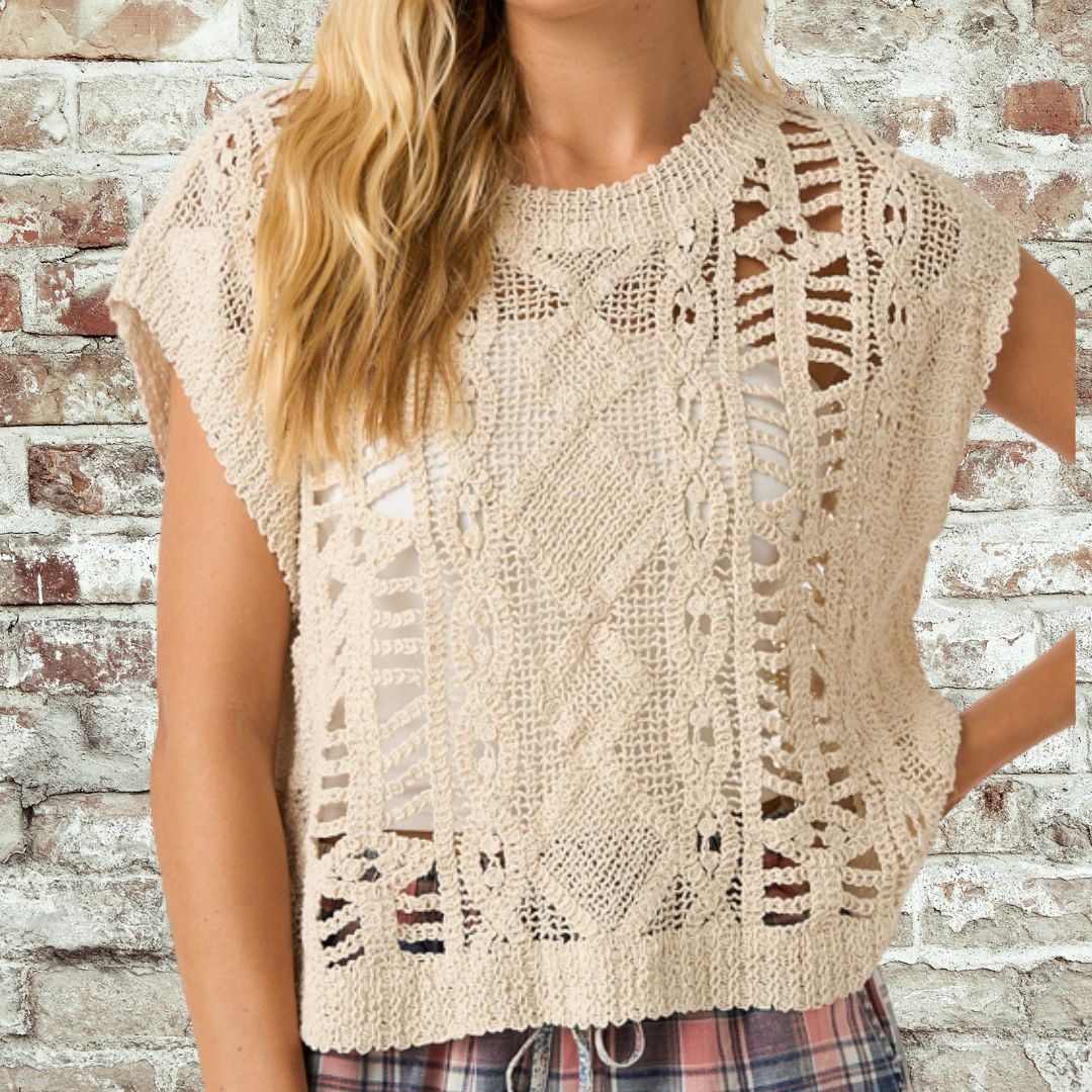 Natural Keyhole Top