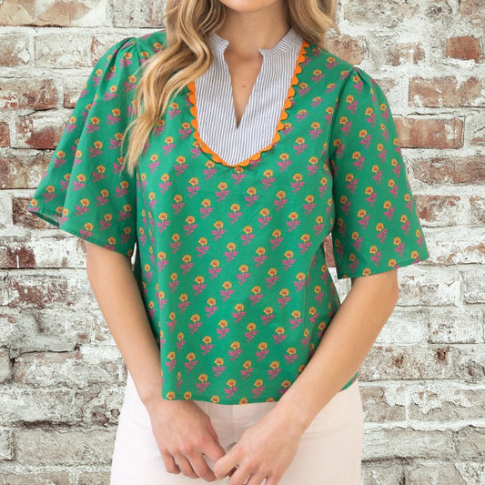 Green Wavy Trim Top